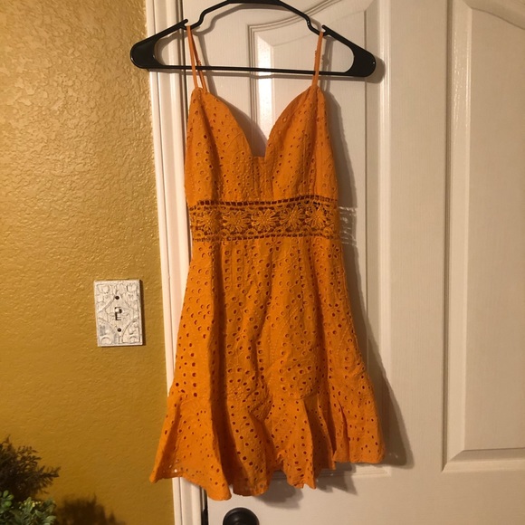 Fashion Nova Dresses & Skirts - NWT Fashion Nova Trophy Mini Dress Mustard Size S